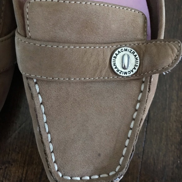 Isaac Mizrahi Hannah Leather Loafers - Picture 7 of 7